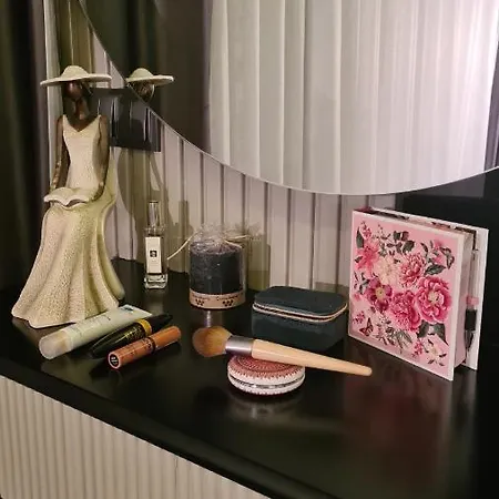 Family With Pool Eden Valley *